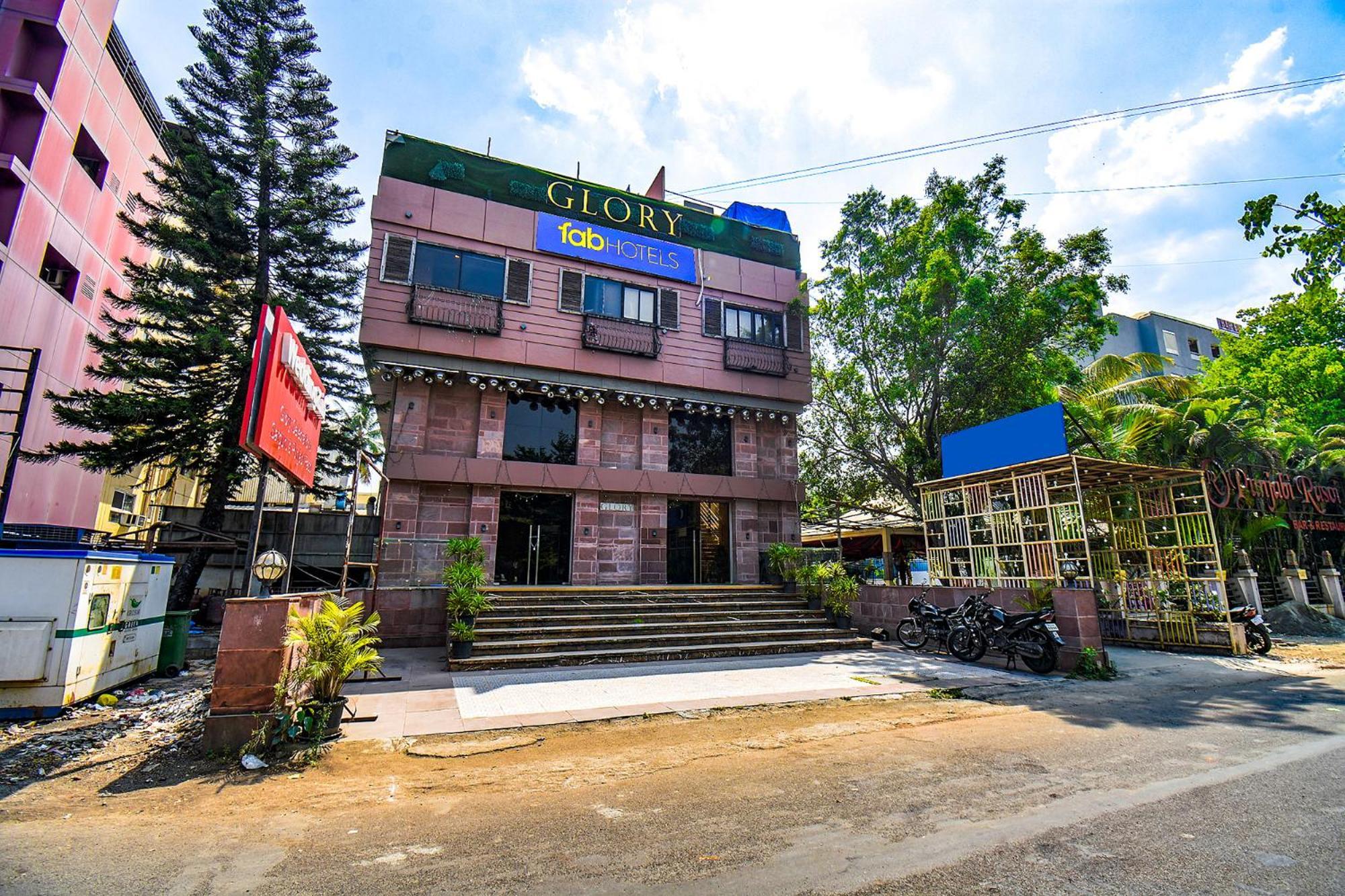 Hotel Fabexpress Glory - Nr Skywalk Bridge Pimpri-Chinchwad Exterior foto