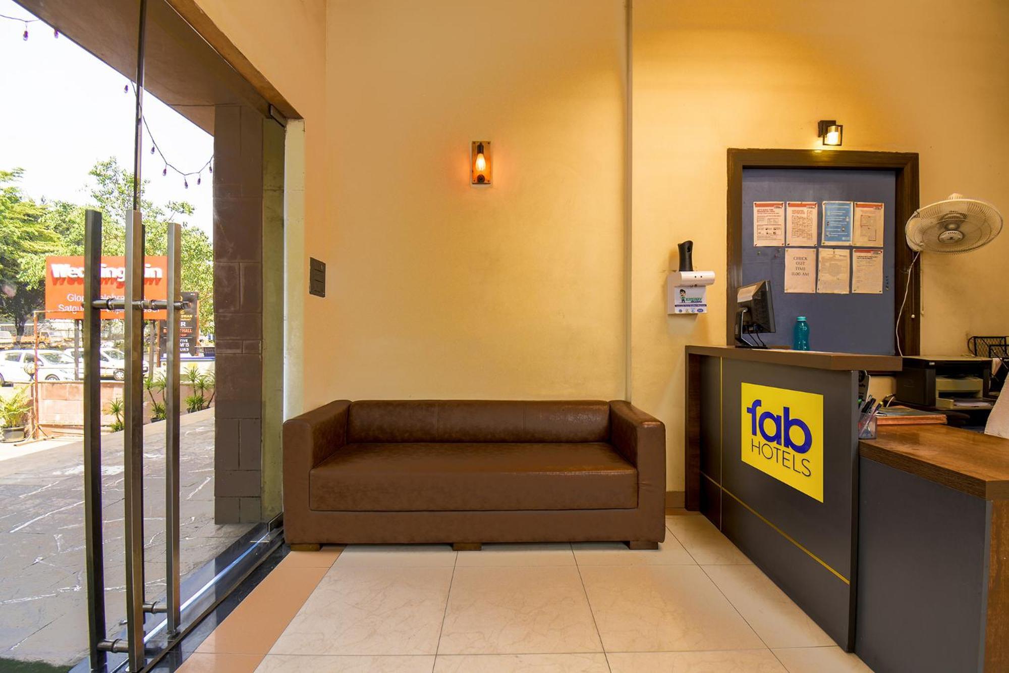 Hotel Fabexpress Glory - Nr Skywalk Bridge Pimpri-Chinchwad Exterior foto