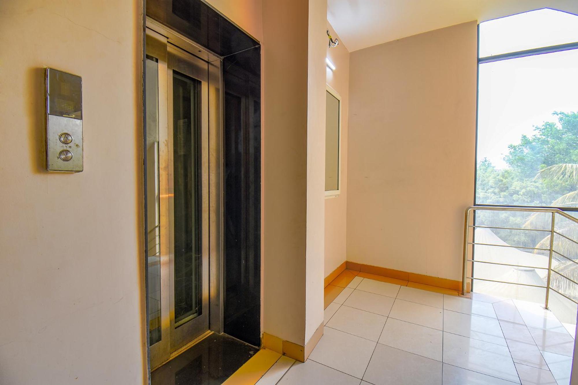 Hotel Fabexpress Glory - Nr Skywalk Bridge Pimpri-Chinchwad Exterior foto